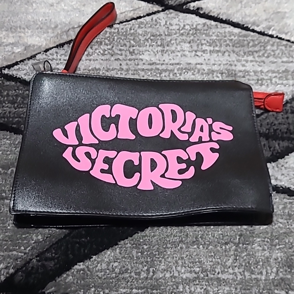 Victoria Secret 2018 Just Add Lipsticks 💋 Make-up Wristlet Bag